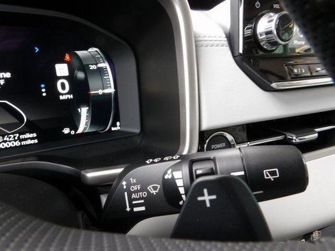 New 2025 Mitsubishi Outlander SEL image 36