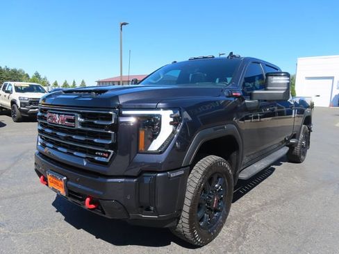 Certified 2025 GMC Sierra 3500 AT4 w/ AT4 Premium Plus Package AWD/4WD image 3