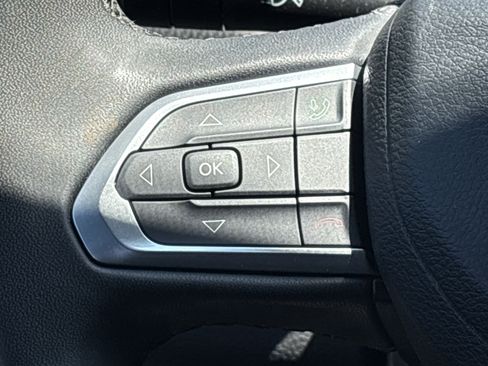 Used 2023 Jeep Compass Latitude w/ Sun and Sound Group AWD/4WD image 22