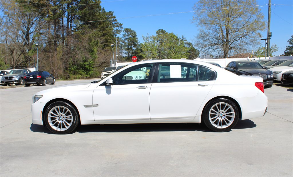 Used 2012 BMW 750Li RWD image 4