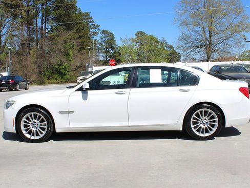 Used 2012 BMW 750Li image 4