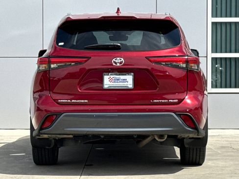 Used 2020 Toyota Highlander Limited AWD/4WD image 5