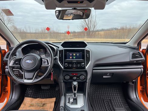 Used 2018 Subaru Crosstrek 2.0i Premium w/ Eyesight System image 19