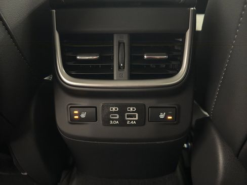 Used 2025 Subaru Outback Touring w/ Popular Package #2 image 29