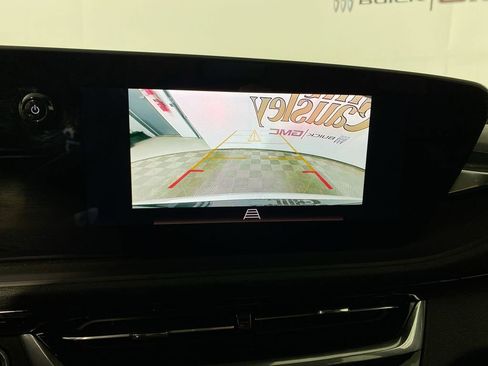 Used 2024 Buick Envista Sport Touring w/ Convenience I Package image 17