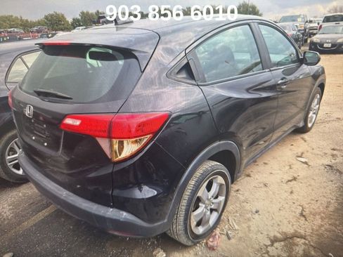 Used 2016 Honda HR-V LX image 2