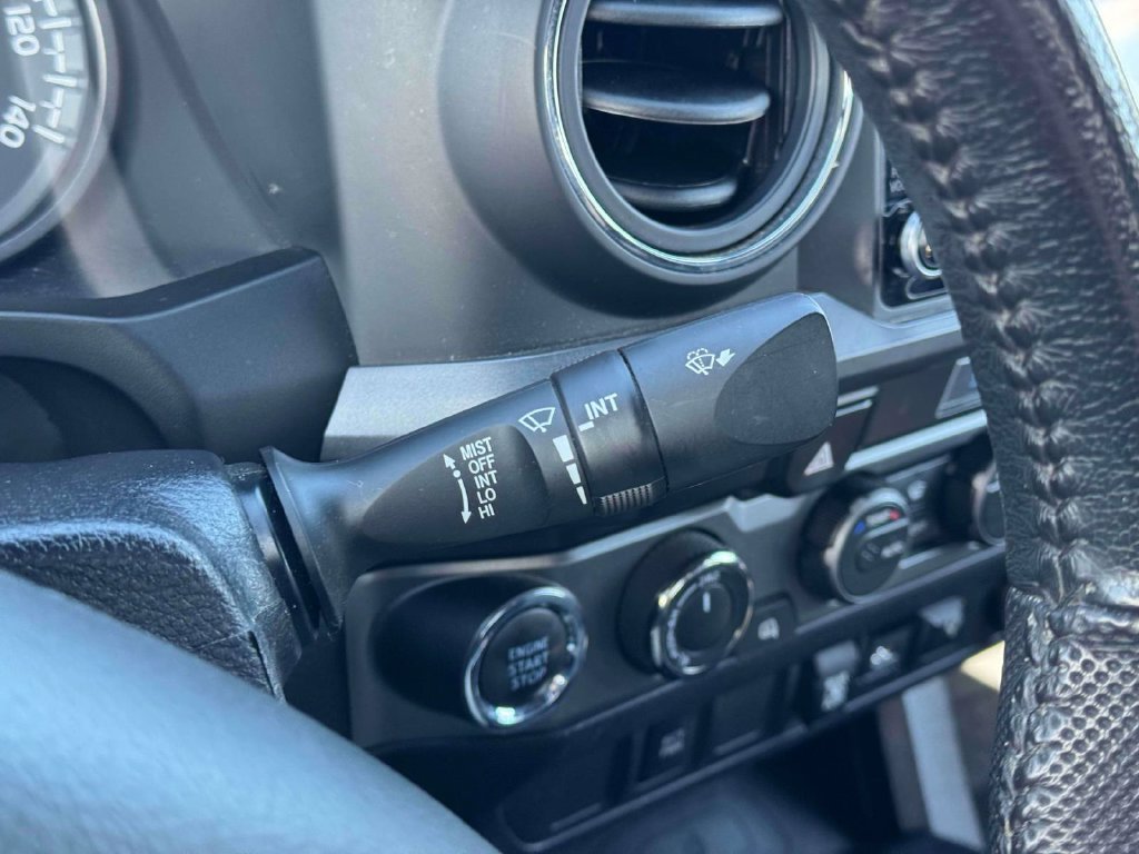 Used 2021 Toyota Tacoma TRD Off-Road AWD/4WD image 24