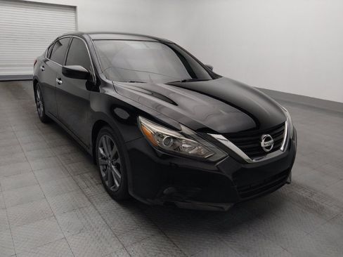 Used 2018 Nissan Altima 2.5 SR w/ SR Special Edition FWD image 13