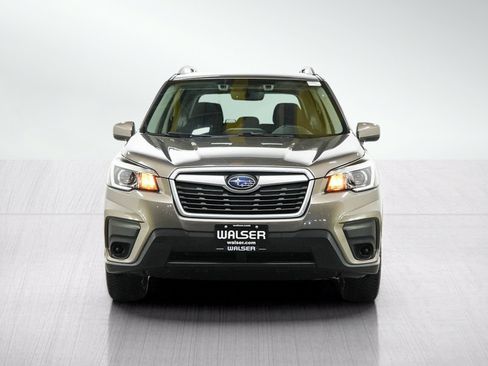 Used 2019 Subaru Forester Premium w/ All-Weather Package AWD/4WD image 8