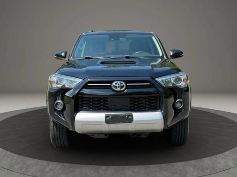 Used 2020 Toyota 4Runner TRD Off-Road Premium w/ Moonroof Package AWD/4WD image 2