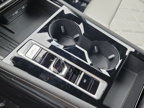 New 2026 Volkswagen Atlas Cross Sport SEL Premium R-Line image 11