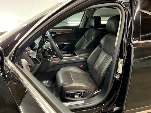 Used 2021 Audi A8 L 3.0T w/ Executive Plus Package image 25