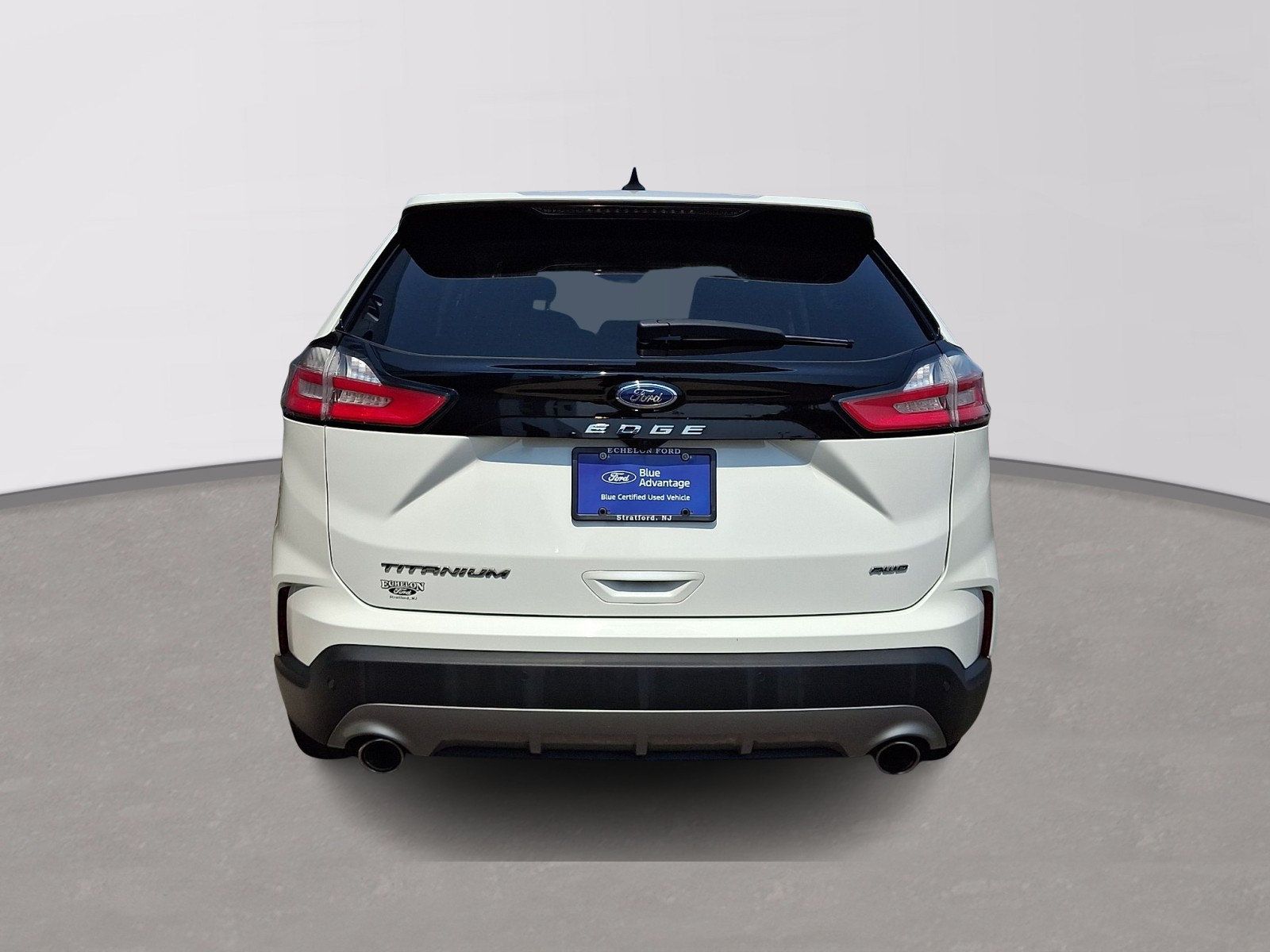 Certified 2022 Ford Edge Titanium AWD/4WD image 5