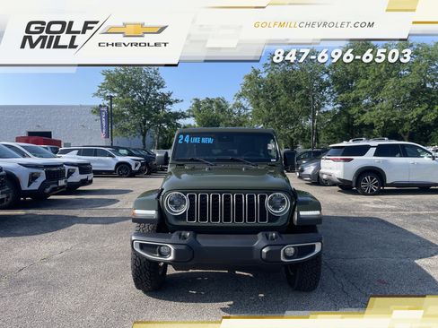 Used 2024 Jeep Wrangler Unlimited Sahara AWD/4WD image 3