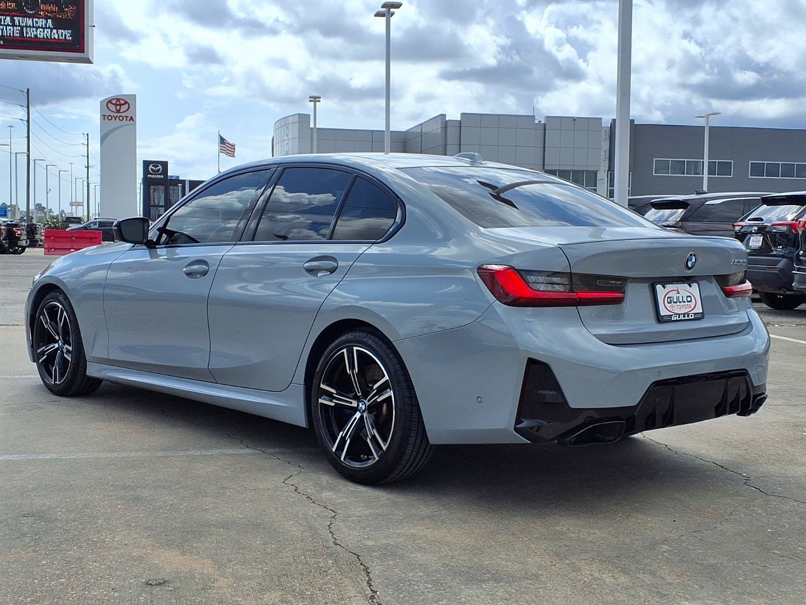 Used 2024 BMW M340i w/ Premium Package RWD image 2