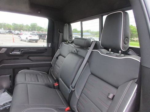 New 2026 GMC Sierra 2500 AT4X w/ AT4X AEV Edition AWD/4WD image 16