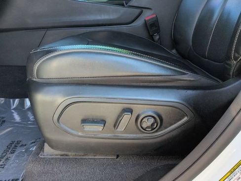 Used 2022 Jeep Grand Cherokee Overland AWD/4WD image 19