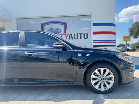 Used 2016 Kia Optima EX FWD image 19