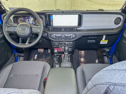 New 2026 Jeep Gladiator Willys image 24