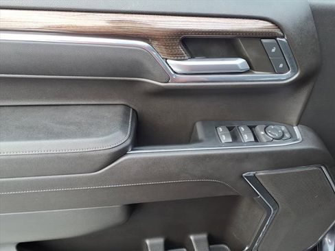 Used 2023 Chevrolet Silverado 1500 LT image 17