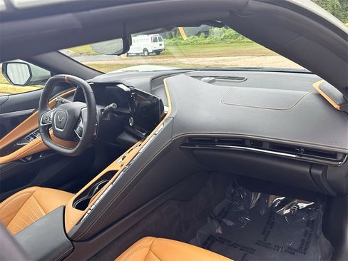 Used 2024 Chevrolet Corvette Stingray image 29