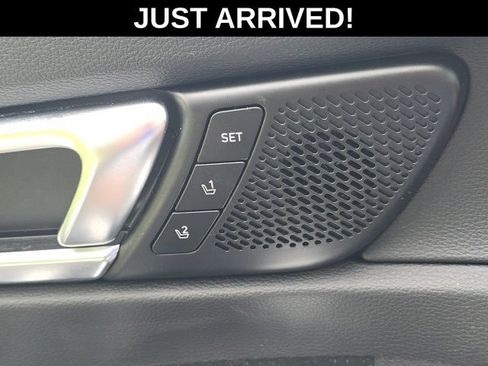 Used 2021 Kia Telluride SX w/ Towing Package FWD image 16
