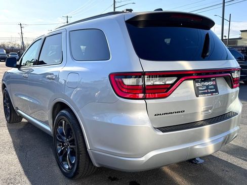 Certified 2024 Dodge Durango SXT w/ SXT Blacktop Group image 5