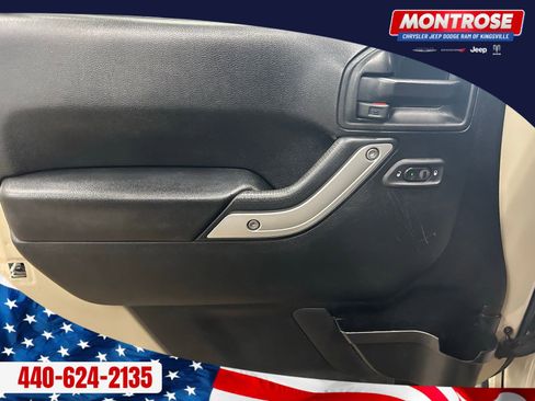 Used 2017 Jeep Wrangler Unlimited Sahara image 10