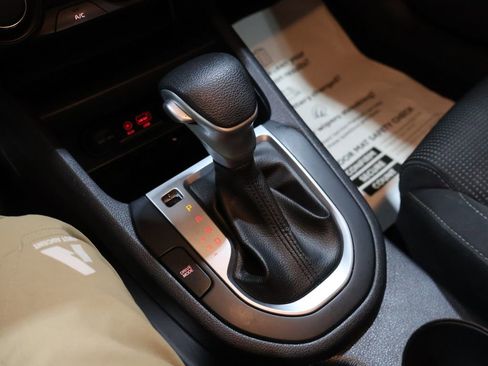 Used 2021 Kia Forte LXS image 28