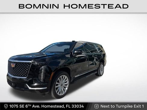 Certified 2025 Cadillac Escalade ESV Luxury image 1