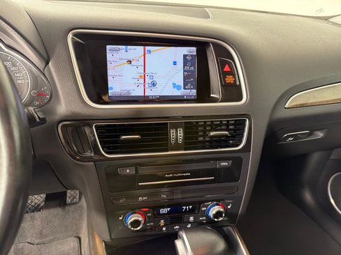 Used 2016 Audi Q5 2.0T Premium Plus w/ Technology Package image 16