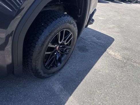 Used 2022 GMC Sierra 1500 Elevation AWD/4WD image 16