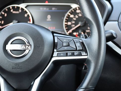 Used 2024 Nissan Altima 2.5 SR AWD/4WD image 27