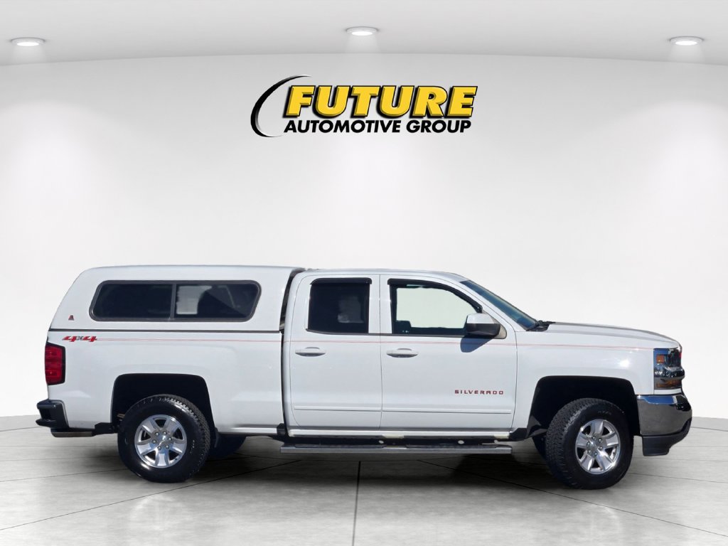 Used 2018 Chevrolet Silverado 1500 LT AWD/4WD image 3