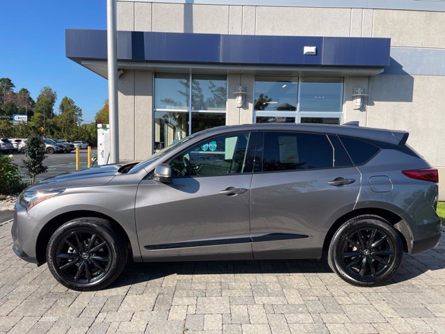Used 2025 Acura RDX SH-AWD image 3