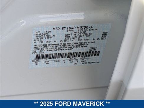 New 2025 Ford Maverick XLT w/ XLT Luxury Package image 27