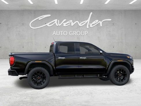 New 2026 GMC Canyon Denali w/ LPO, Denali Black Edition AWD/4WD image 5