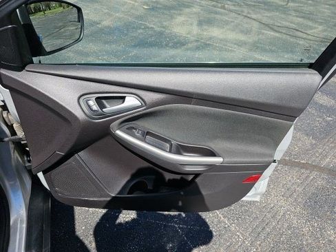 Used 2015 Ford Focus Titanium image 15