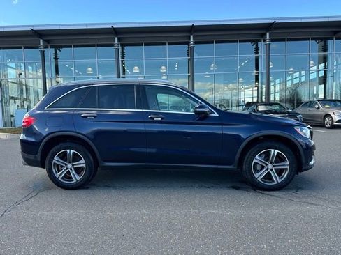 Used 2017 Mercedes-Benz GLC 300 4MATIC image 8