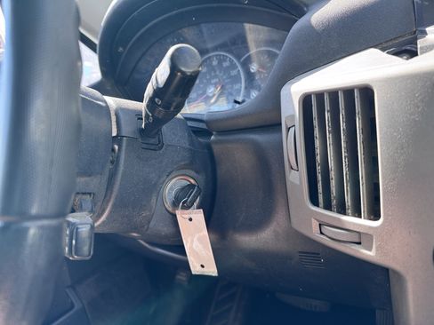 Used 2004 Mitsubishi Endeavor LS AWD/4WD image 20