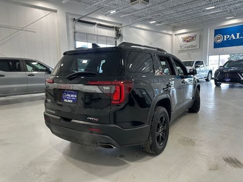 Used 2022 GMC Acadia AT4 w/ Technology Package image 9