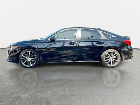 Used 2024 Honda Civic Touring image 4