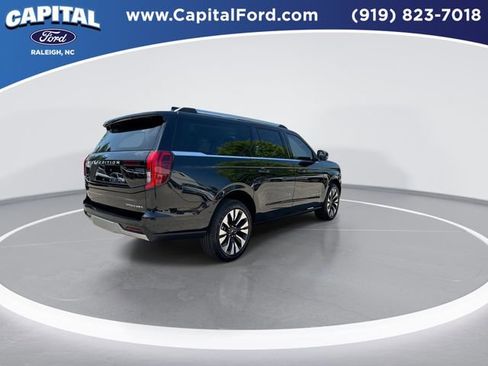 Certified 2025 Ford Expedition Max Platinum w/ Driver's Package image 8