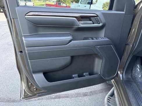 Used 2024 GMC Sierra 1500 Elevation AWD/4WD image 5