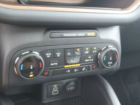 Used 2024 Ford Bronco Sport Outer Banks w/ Tech Package AWD/4WD image 31