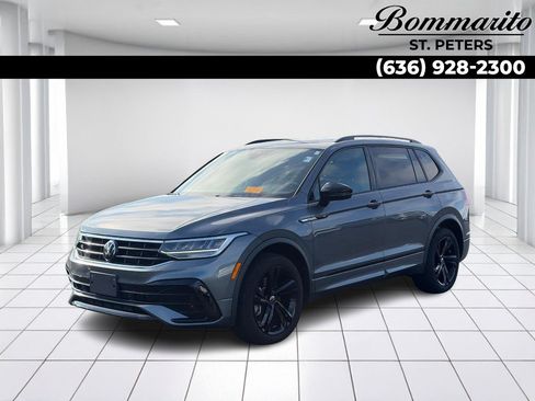 Certified 2024 Volkswagen Tiguan SE R-Line FWD image 1