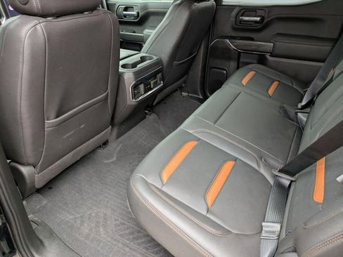 Certified 2022 GMC Sierra 1500 AT4 w/ AT4 Preferred Package image 27