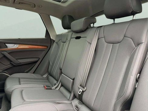 Used 2023 Audi Q5 2.0T Premium Plus w/ Premium Plus Package AWD/4WD image 22