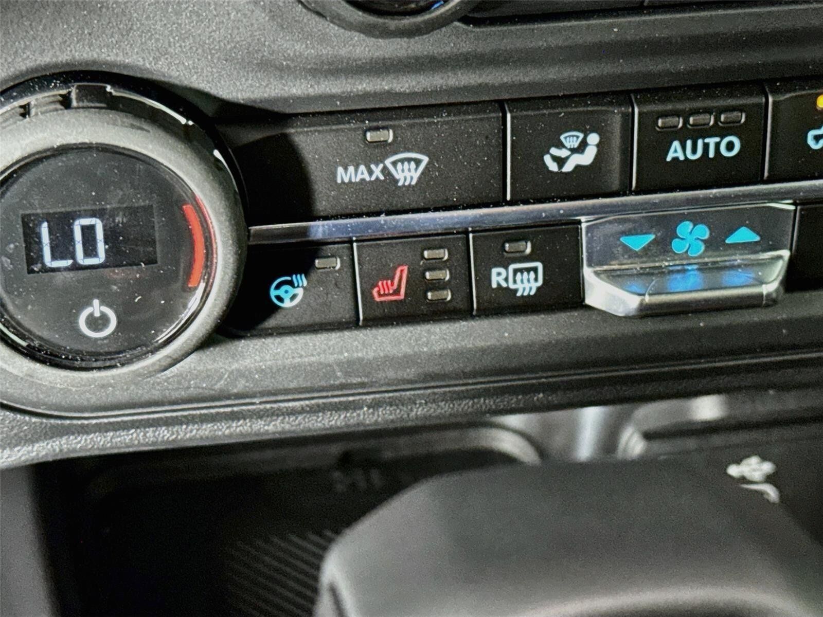 Used 2026 Ford Bronco Raptor w/ Interior Carbon Fiber Pack AWD/4WD image 21