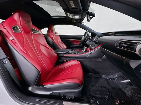 Used 2017 Lexus RC F F w/ Premium Package image 31